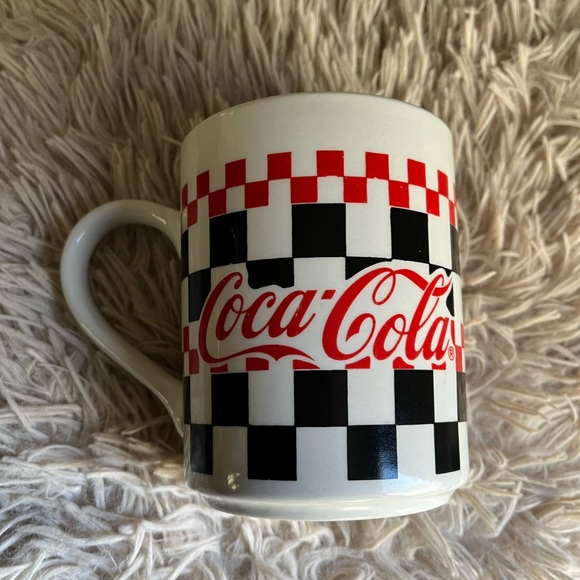 Vintage 1996 Coca Cola Gibson Mug - Picture 1 of 3
